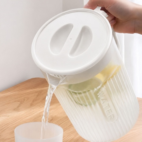 Dzbanek plastikowy 3l z pokrywką do wody soku napojów lemoniady pojemny