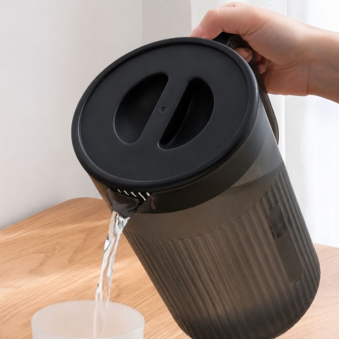Dzbanek plastikowy 3l z pokrywką do wody soku napojów lemoniady pojemny