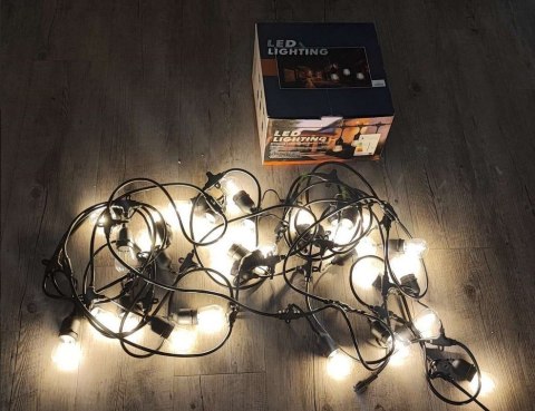Girlanda ogrodowa łańcuch świetlny lampki 15 led