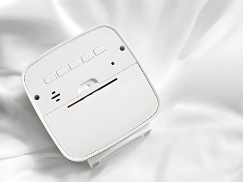 Zegar budzik z datą i temperaturą z funkcją drzemki lcd wilgoć w powietrzu