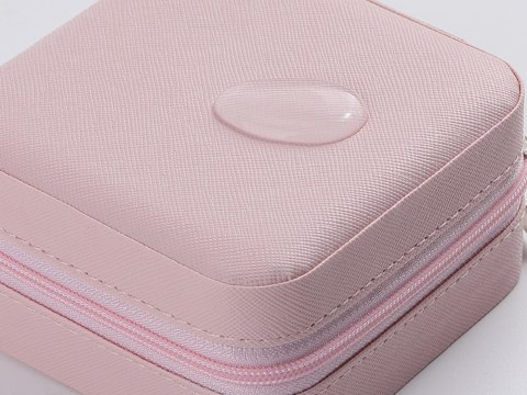 Przybornik krawiecki zestaw do szycia etui igły nici szpilki centymetr 46