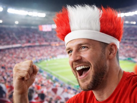 Włosy kibica biało czerwone nakrycie na głowę polska mecz stadion opaska