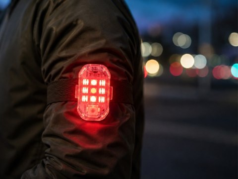 Lampa stroboskopowa led bezprzewodowa 7 kolorów pilot 2 szt ostrzegawcze