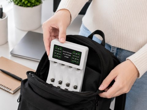 Ładowarka do akumulatorków paluszków aa aaa usb c lcd szybkie ładowanie