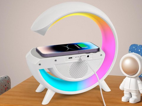Lampka led rgb gamingowa ładowarka indukcyjna głośnik budzik radio zegar