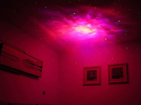 Projektor gwiazd astronauta galaktyka lampka nocna niebo laserowy led pilot