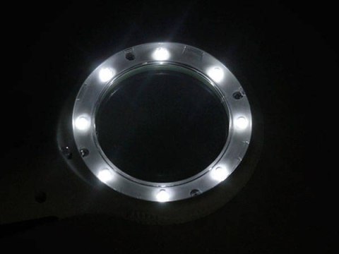 Lupa do czytania szkło powiększające 4x 8 led uv